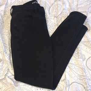 American Eagle hi-rise jegging Black size 8 short